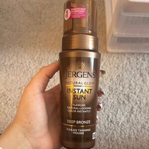 Jergens Natural Glow Instant Sun Tanning Mousse - Deep Bronze